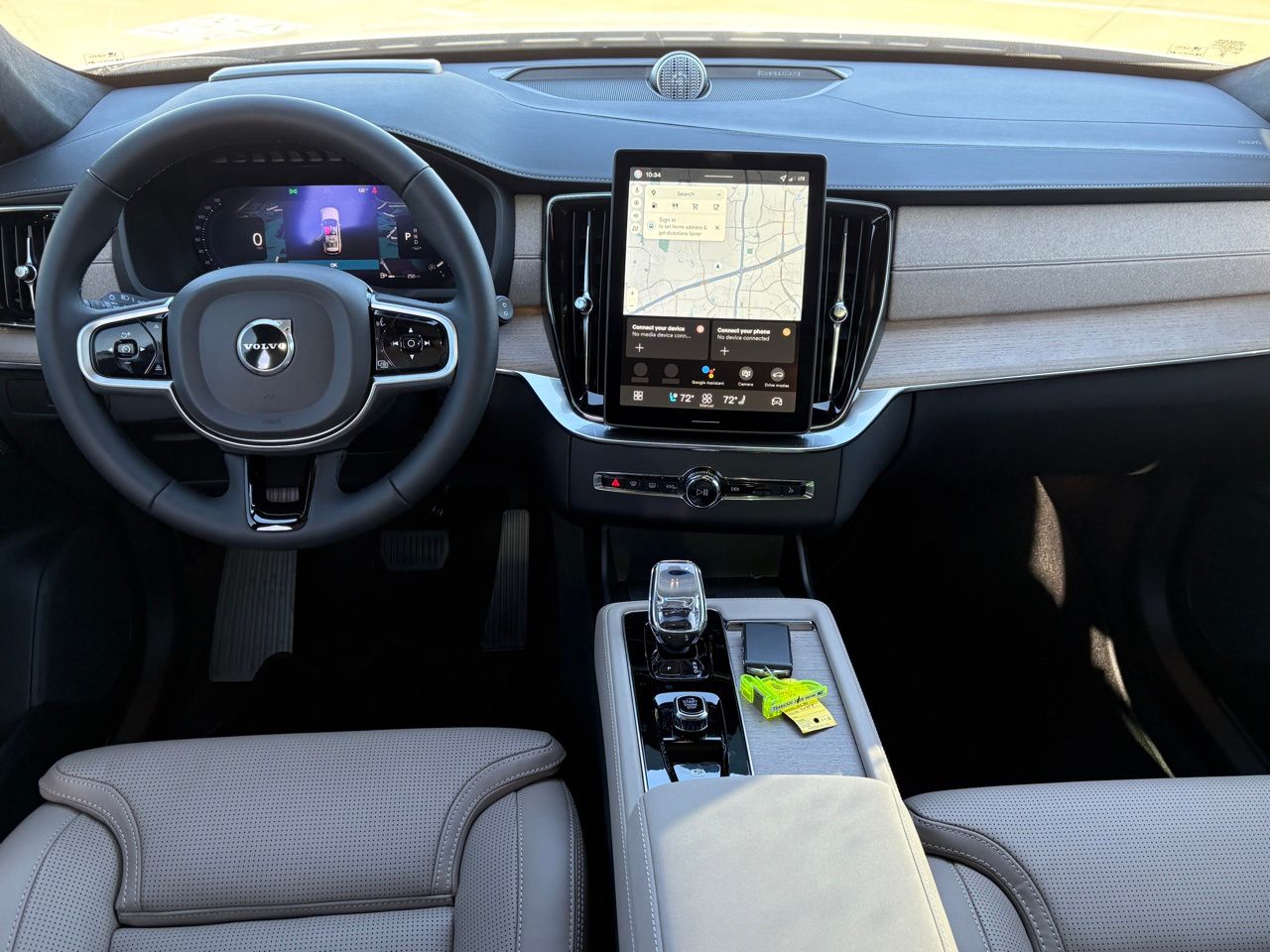 2026 Volvo XC90 Ultra - Photo 10