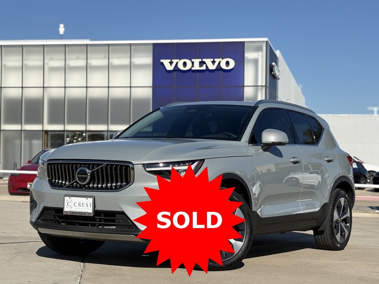 2025 Volvo XC40 Plus's photo