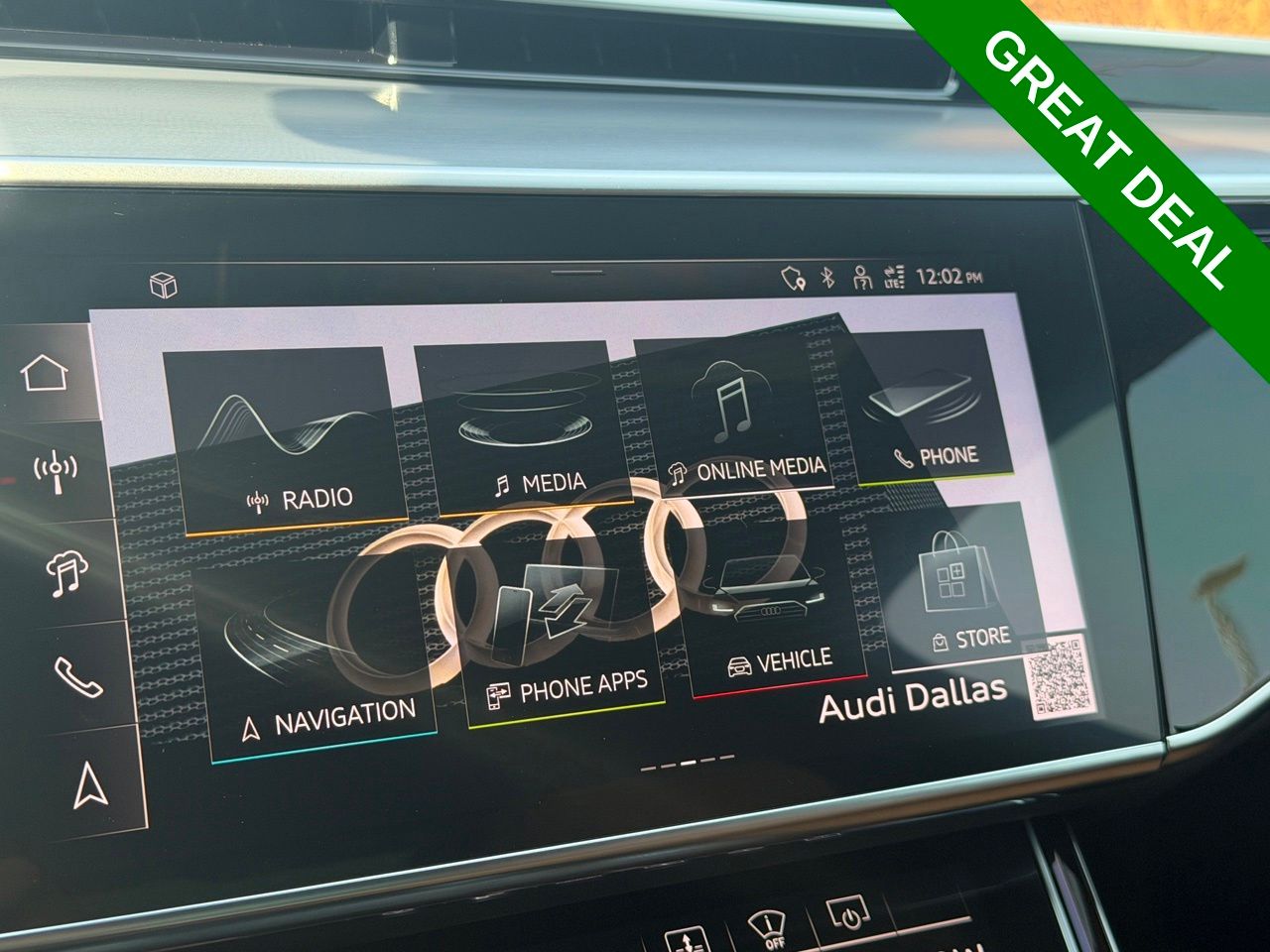 2025 Audi A8 Base - Photo 25
