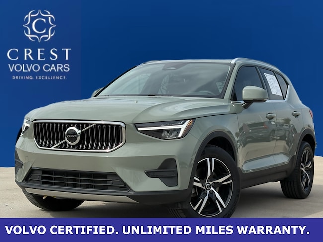 2025 Volvo XC40 B5 AWD SUV