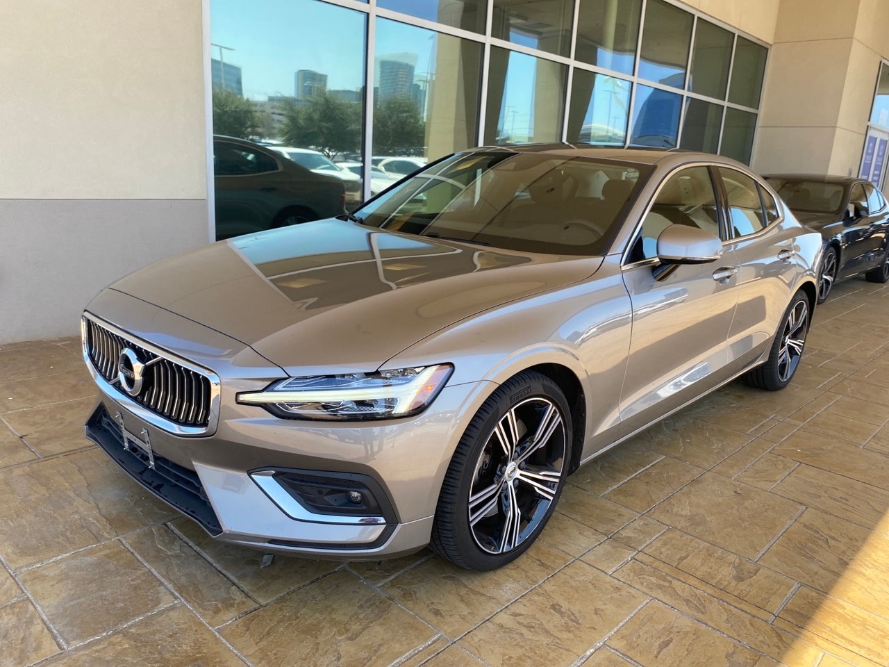 Used 2021 Volvo S60 Inscription with VIN 7JRA22TL8MG096569 for sale in Frisco, TX