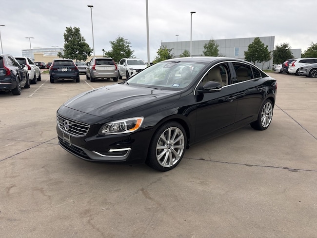 2017 Volvo S60 Inscription T5 Platinum Sedan