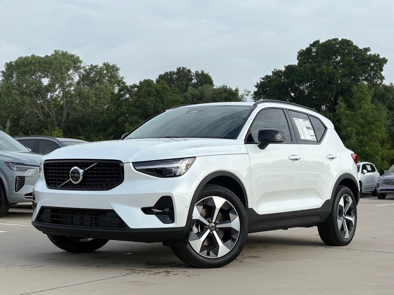 2026 Volvo XC40