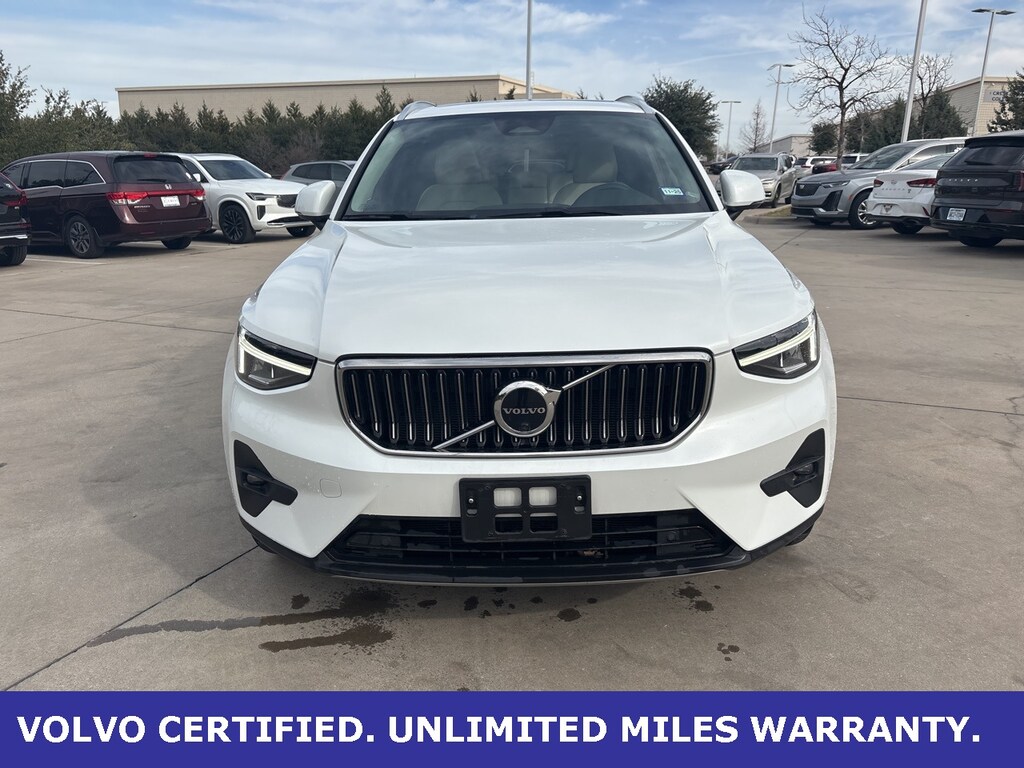 Certified 2023 Volvo XC40 B5 Plus Bright Theme SUV
