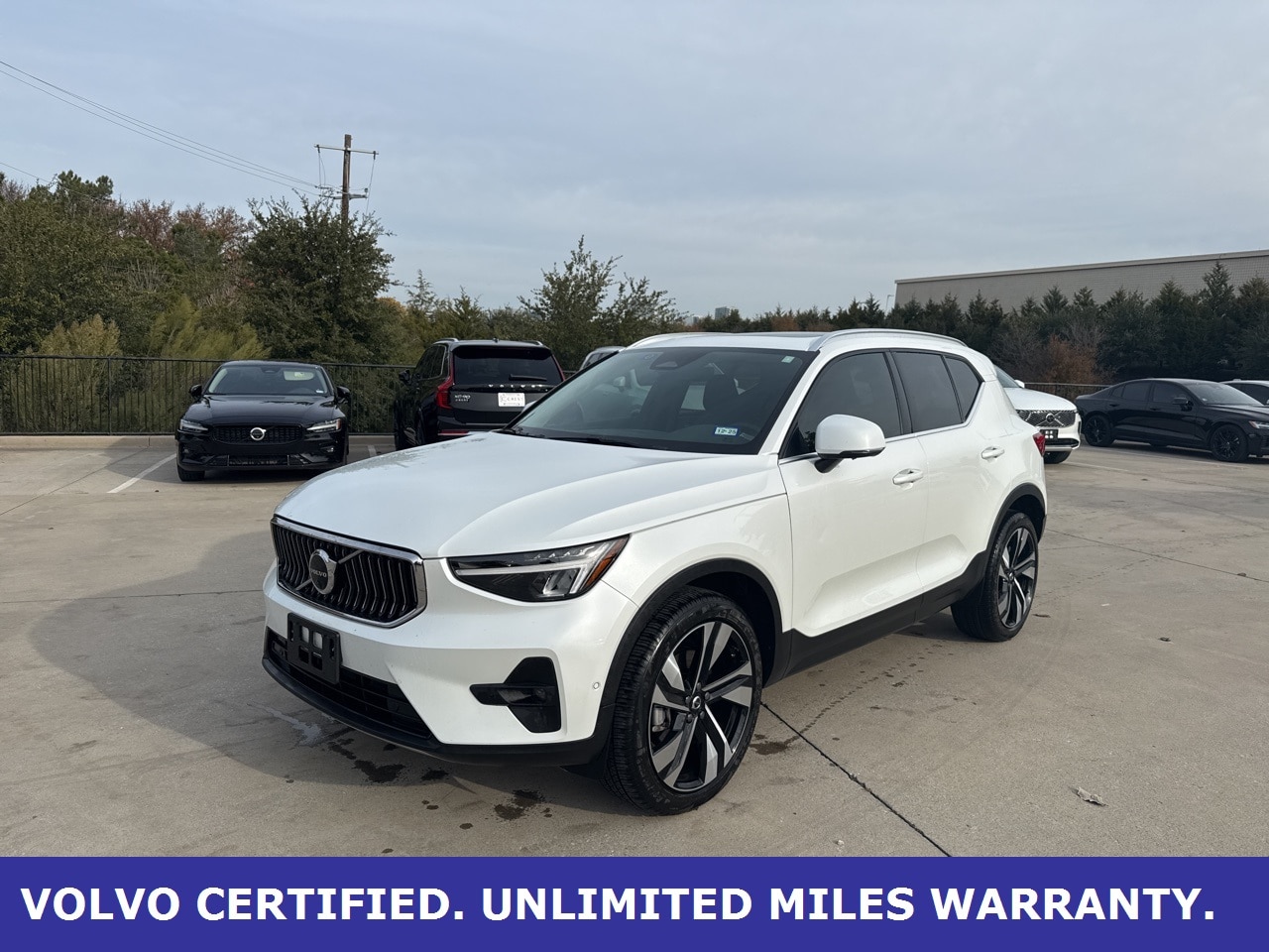 2023 Volvo XC40 Plus