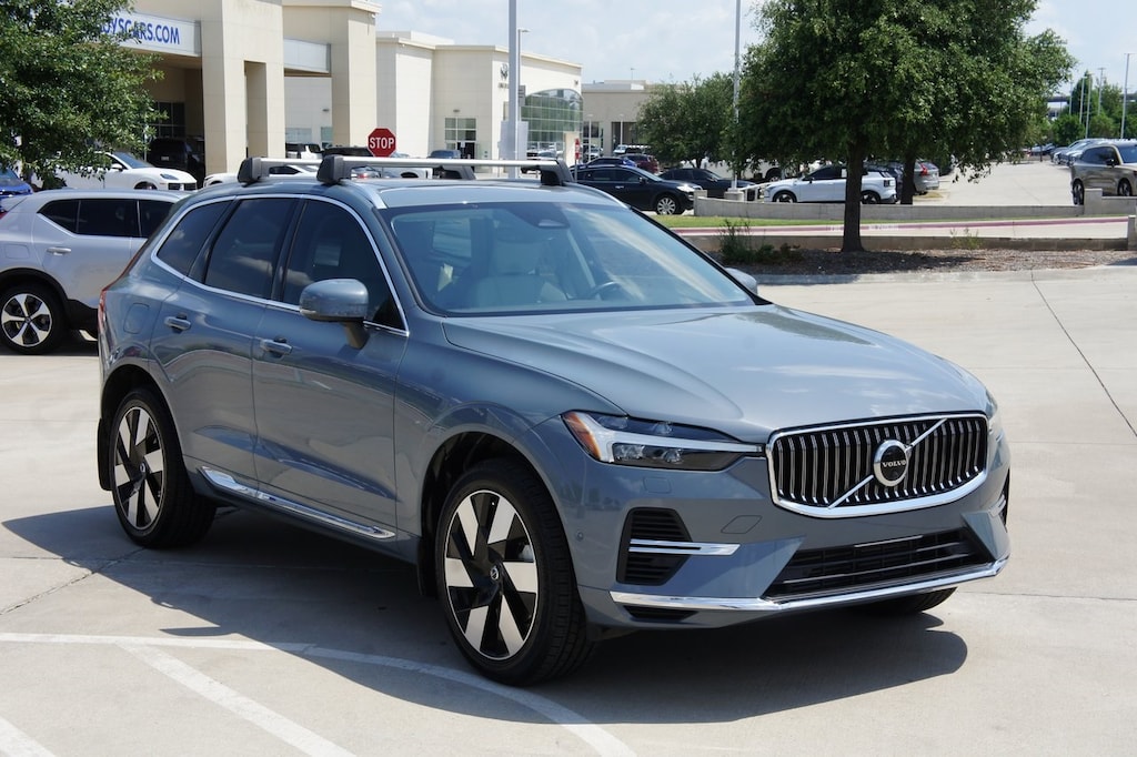 Certified 2023 Volvo XC60 Recharge Plug-In Hybrid T8 Plus Bright Theme SUV