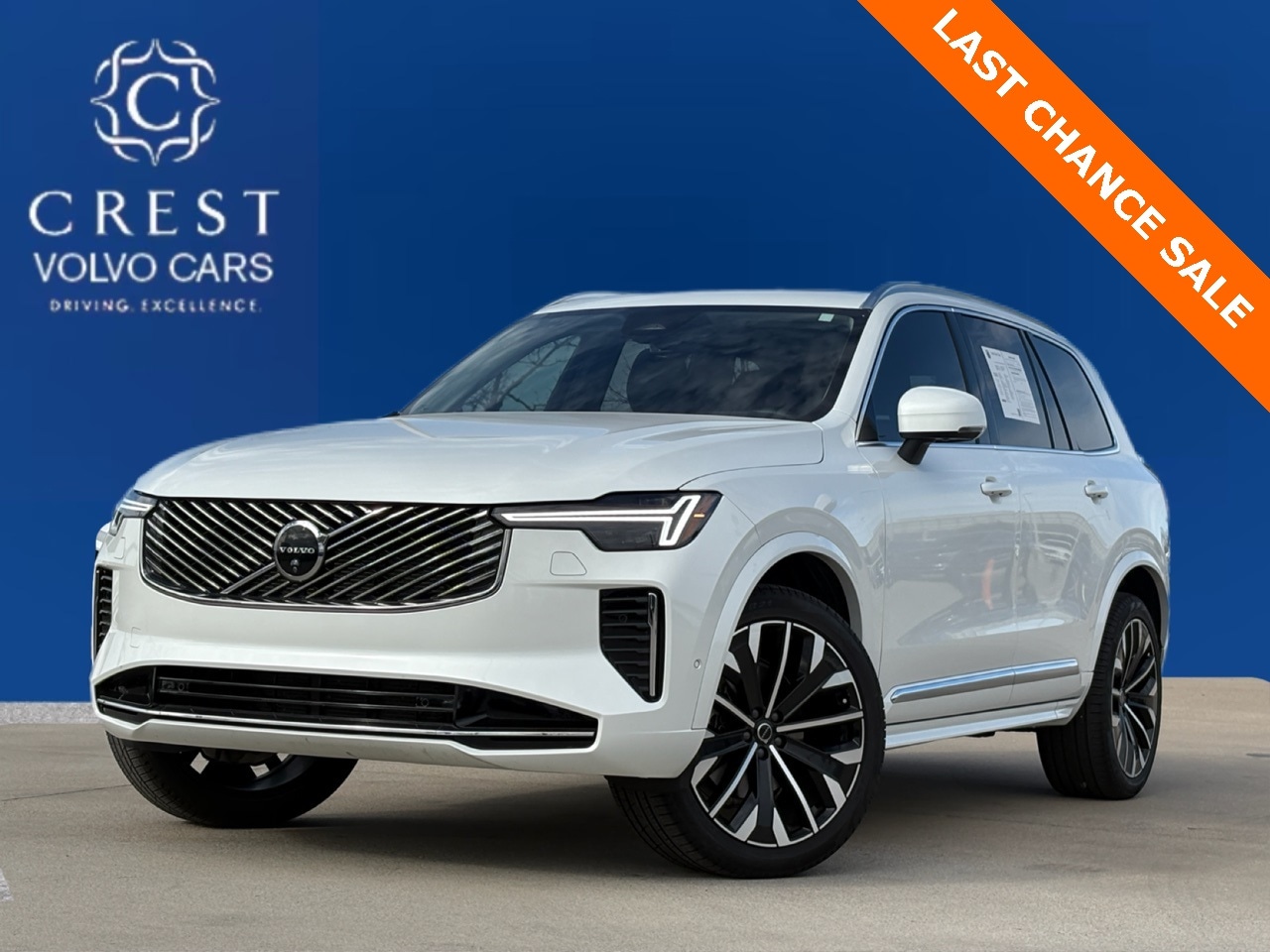 2025 Volvo XC90 Plus's photo