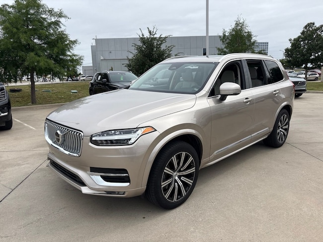 2025 Volvo XC90 B5 AWD SUV