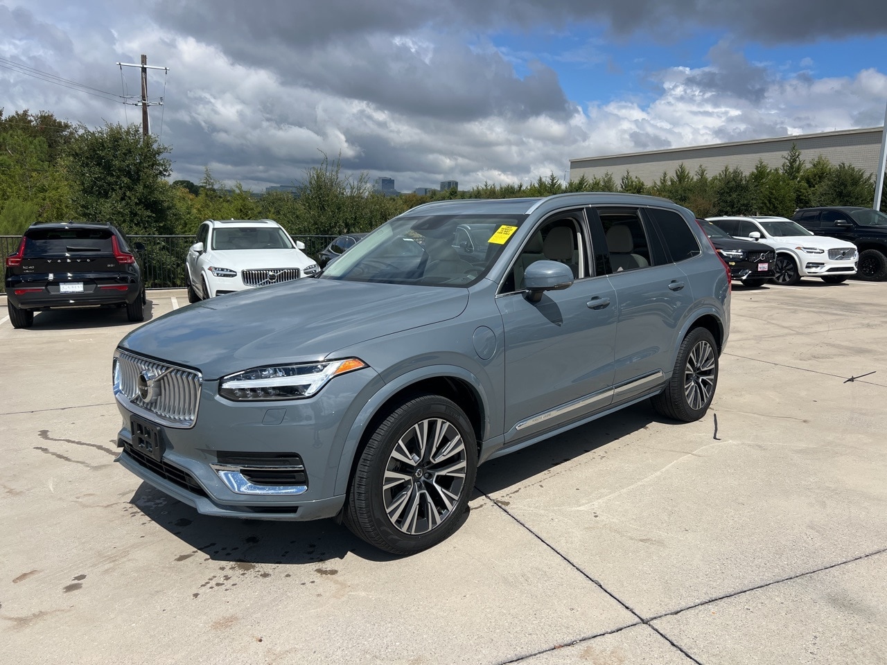 Used 2022 Volvo XC90 Inscription with VIN YV4BR0CK5N1778112 for sale in Frisco, TX