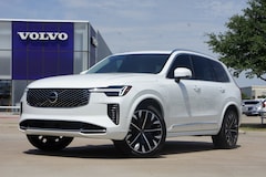 2025 Volvo XC90 plug-in hybrid