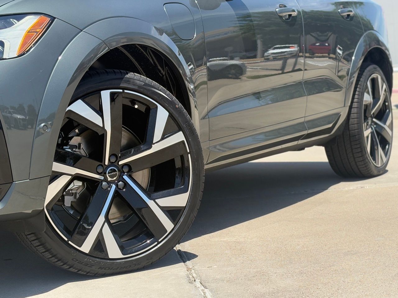 2026 Volvo XC60 Ultra - Photo 6