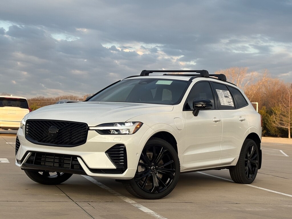 New 2026 Volvo XC60 plug-in hybrid T8 Ultra Black Edition SUV