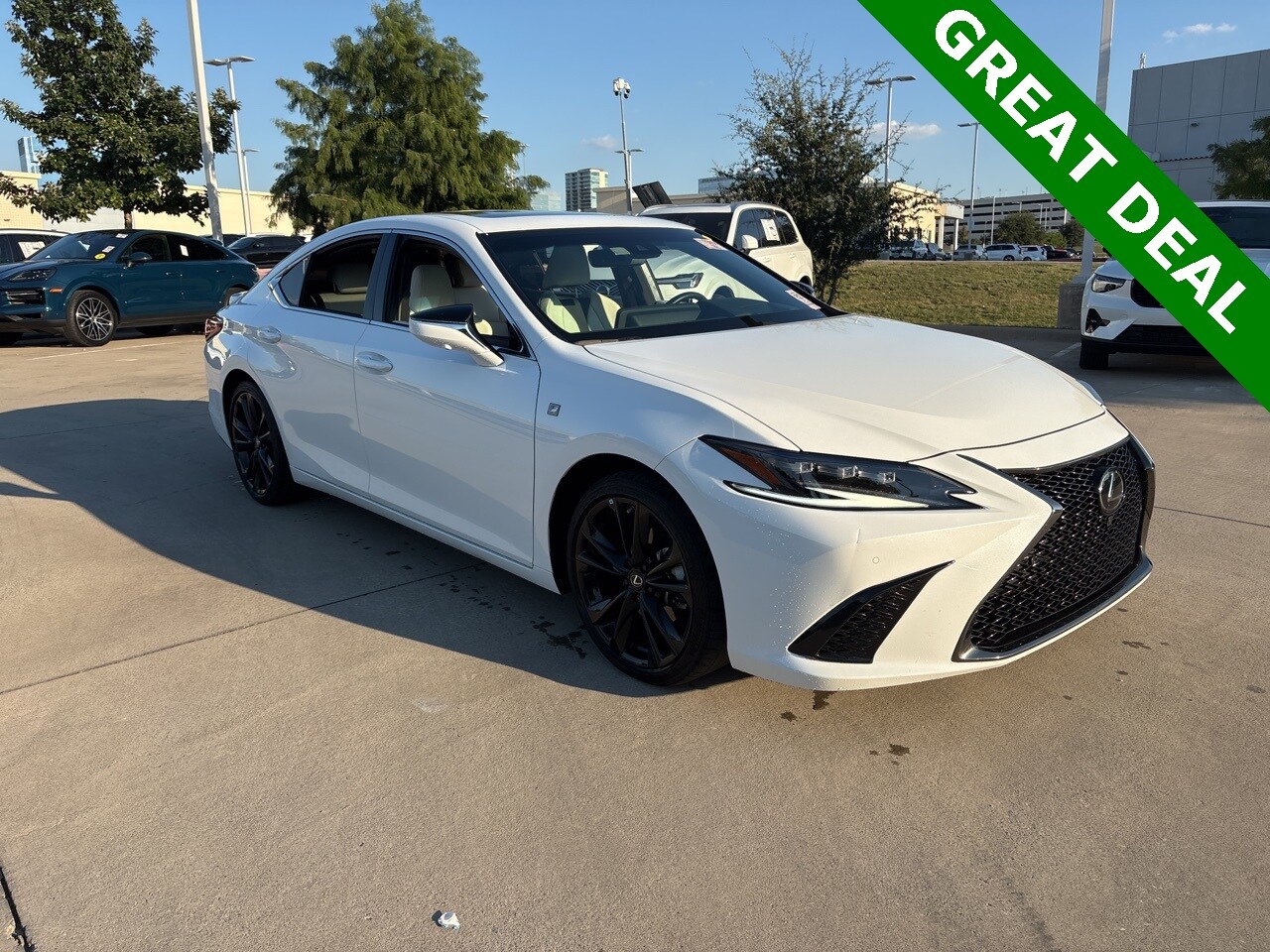 2023 Lexus ES 350 F SPORT photo 3