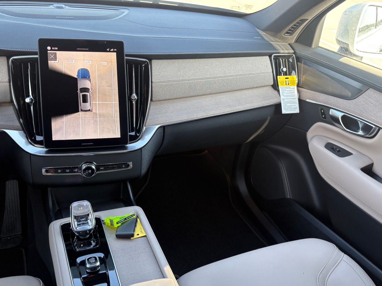 2026 Volvo XC90 Plus - Photo 13