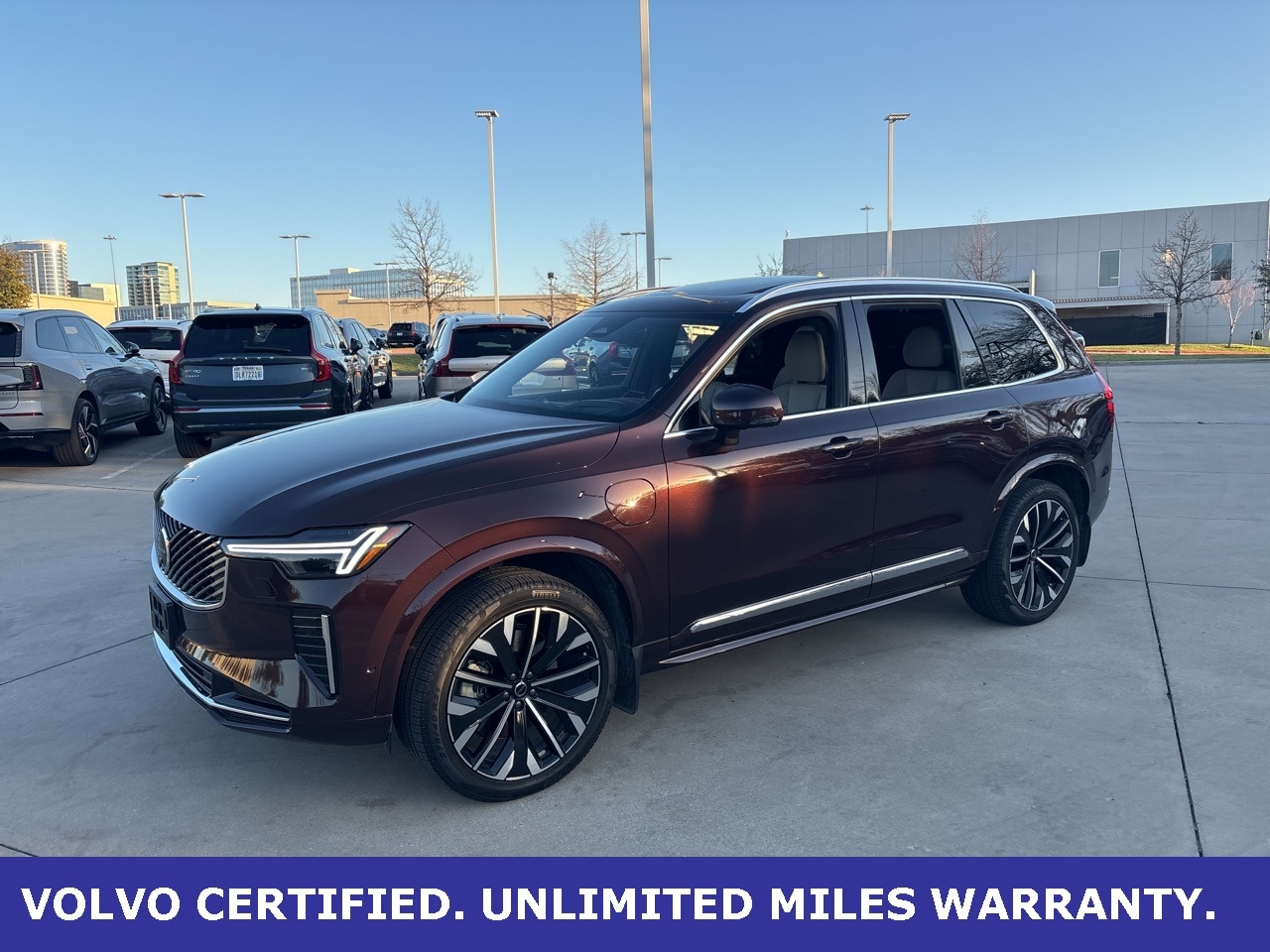 2025 Volvo XC90 Recharge T8 Ultra Bright Theme 6-Passenger eAWD