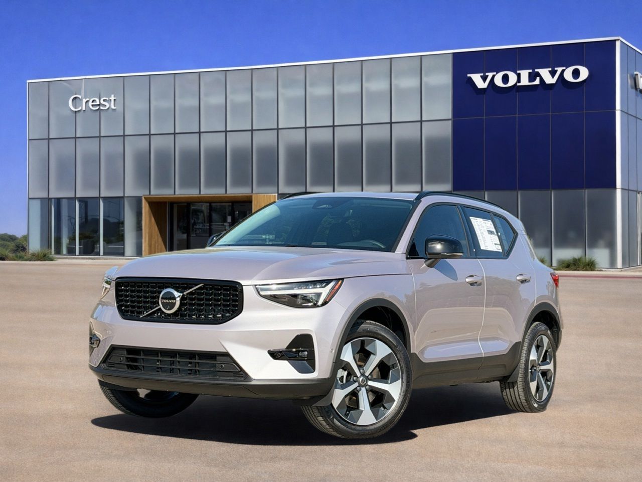 2026 Volvo XC40