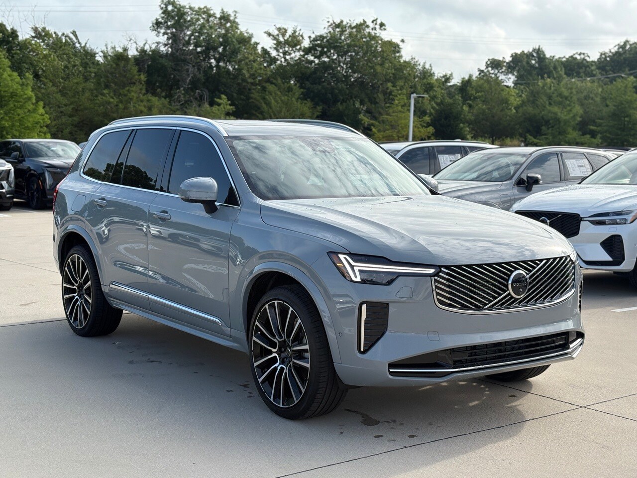 2026 Volvo XC90 photo 3