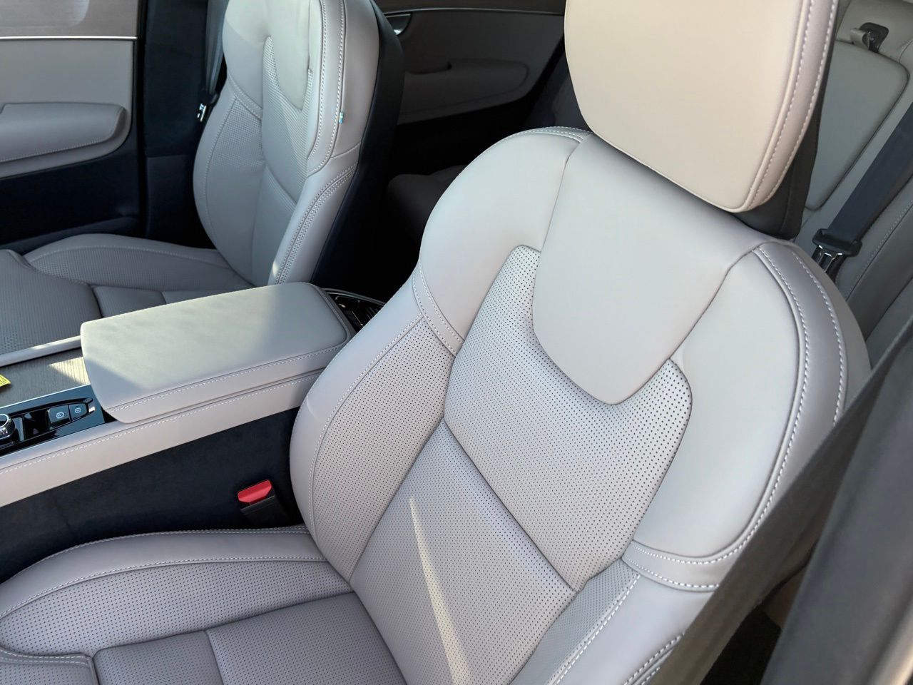 2026 Volvo XC90 Ultra - Photo 20