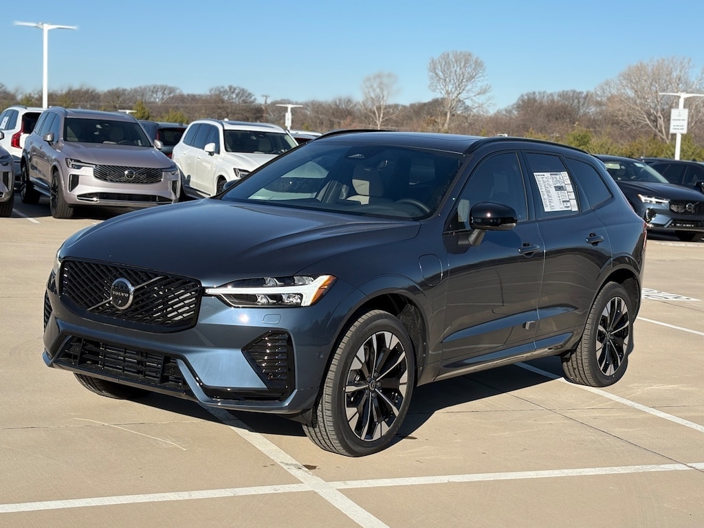 New 2026 Volvo XC60 plug-in hybrid T8 Plus SUV