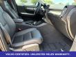 2025 Volvo XC40 B5 Plus Dark Theme SUV