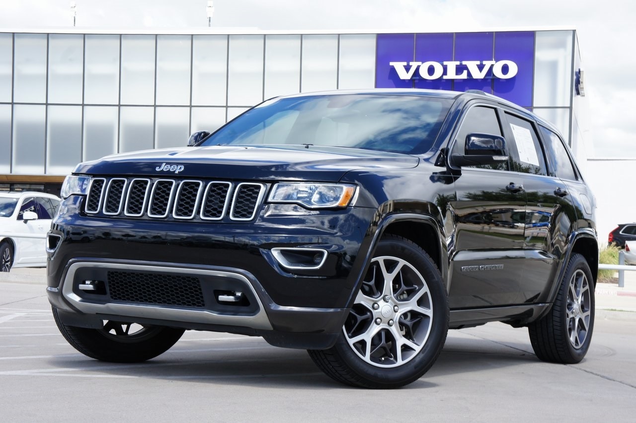 Used 2018 Jeep Grand Cherokee Limited Sterling Edition with VIN 1C4RJEBG0JC175327 for sale in Frisco, TX