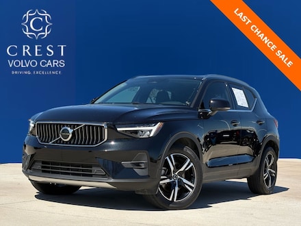 2023 Volvo XC40 B5 Plus Bright Theme SUV