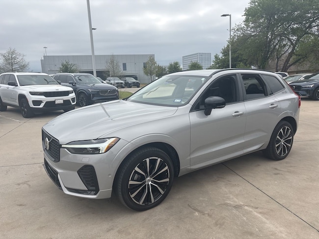 2024 Volvo XC60 B5 Plus Dark Theme SUV