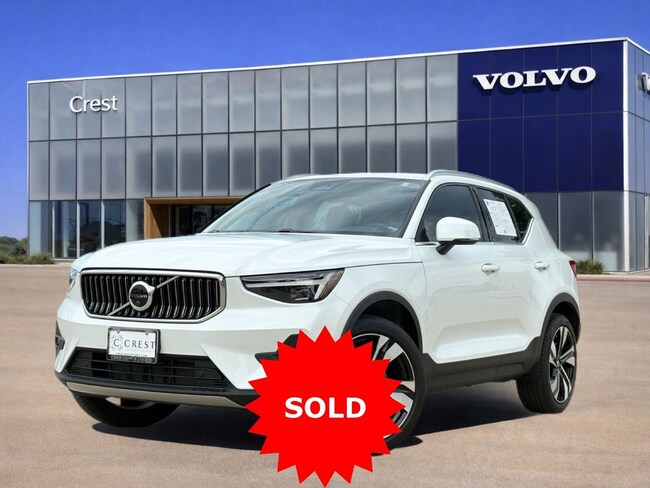2023 Volvo XC40 B5 Ultimate Bright AWD's photo