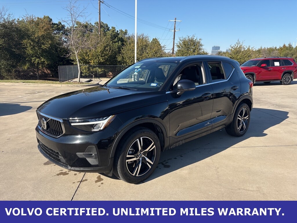 Certified 2023 Volvo XC40 B5 Plus Bright Theme SUV