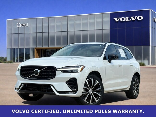 2024 Volvo XC60 B5 Plus Dark Theme AWD's photo