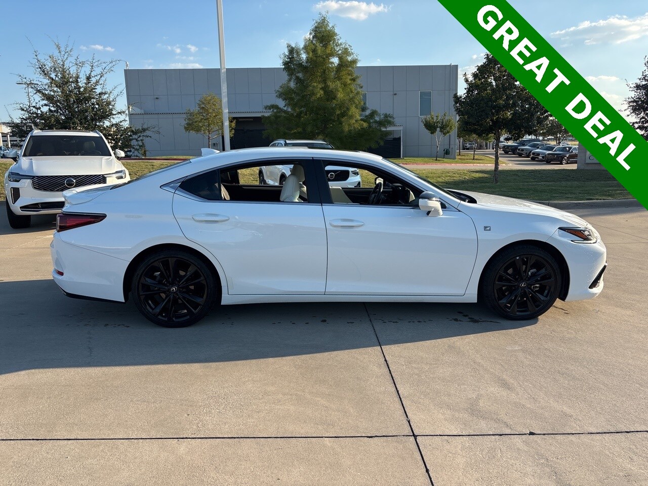 2023 Lexus ES 350 F SPORT photo 4