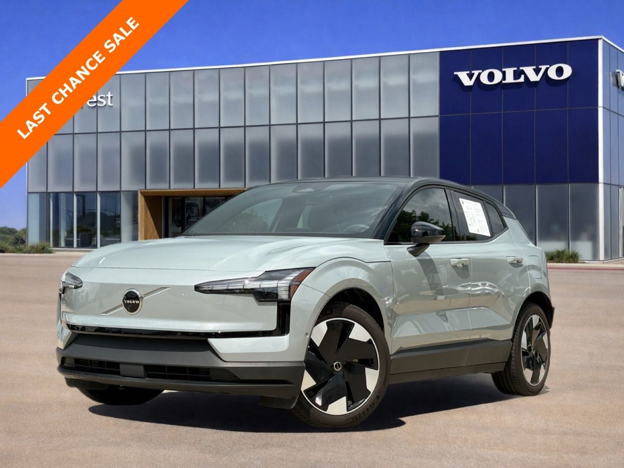 Gray (Vapour Grey Metallic) 2025 Volvo EX30 Twin Ultra eAWD SUV / Crossover All-Wheel Drive 1-Speed Automatic