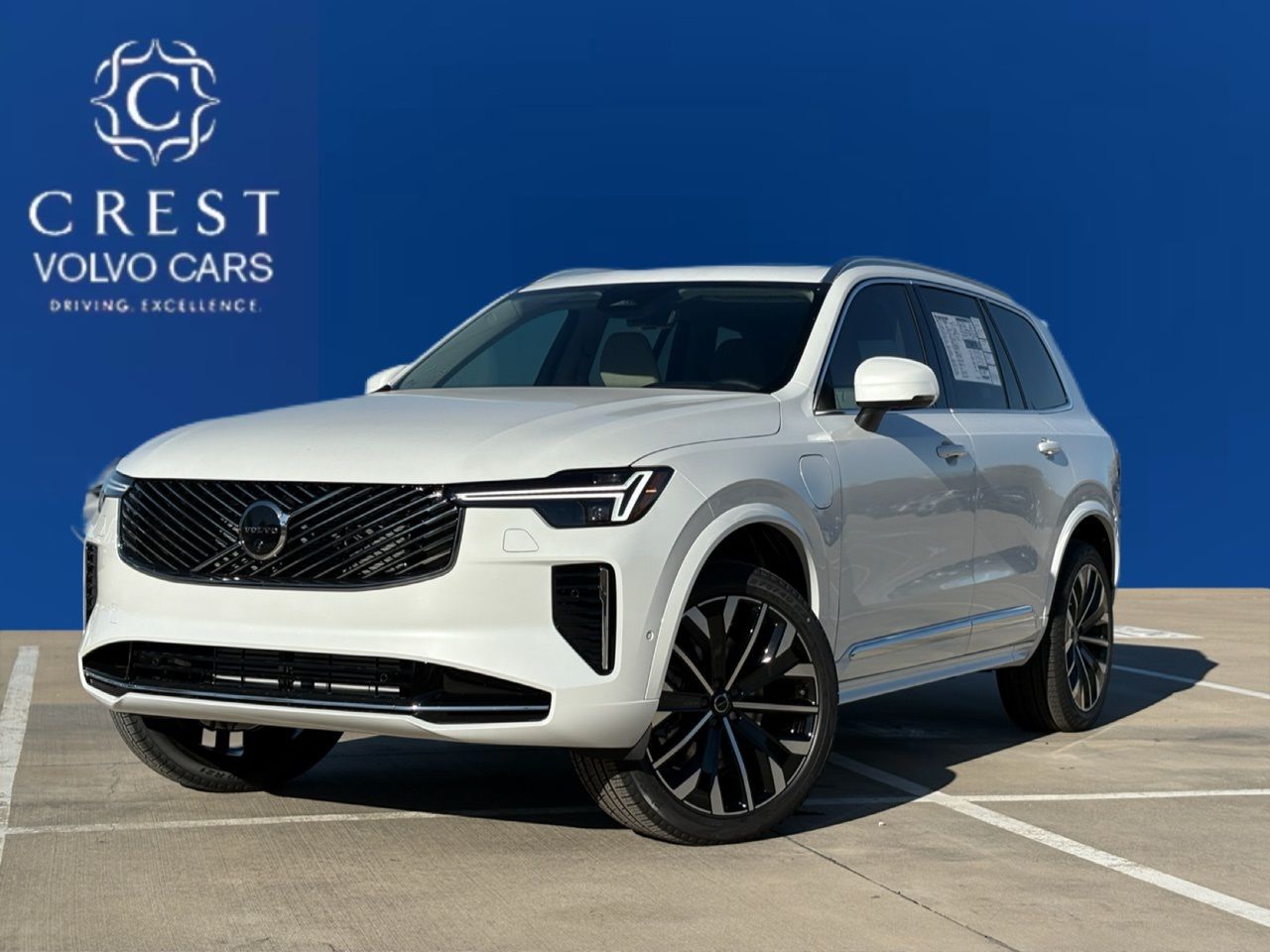 New 2026 Volvo XC90 plug-in hybrid T8 Ultra Dark Theme 7-Seater
