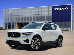2026 Volvo XC40