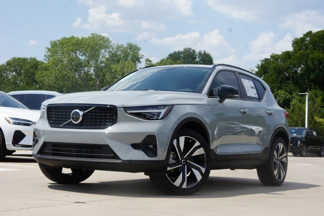 2026 Volvo XC40 B5 Ultra SUV