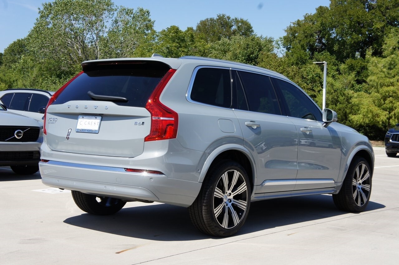 2025 Volvo XC90 Plus photo 4