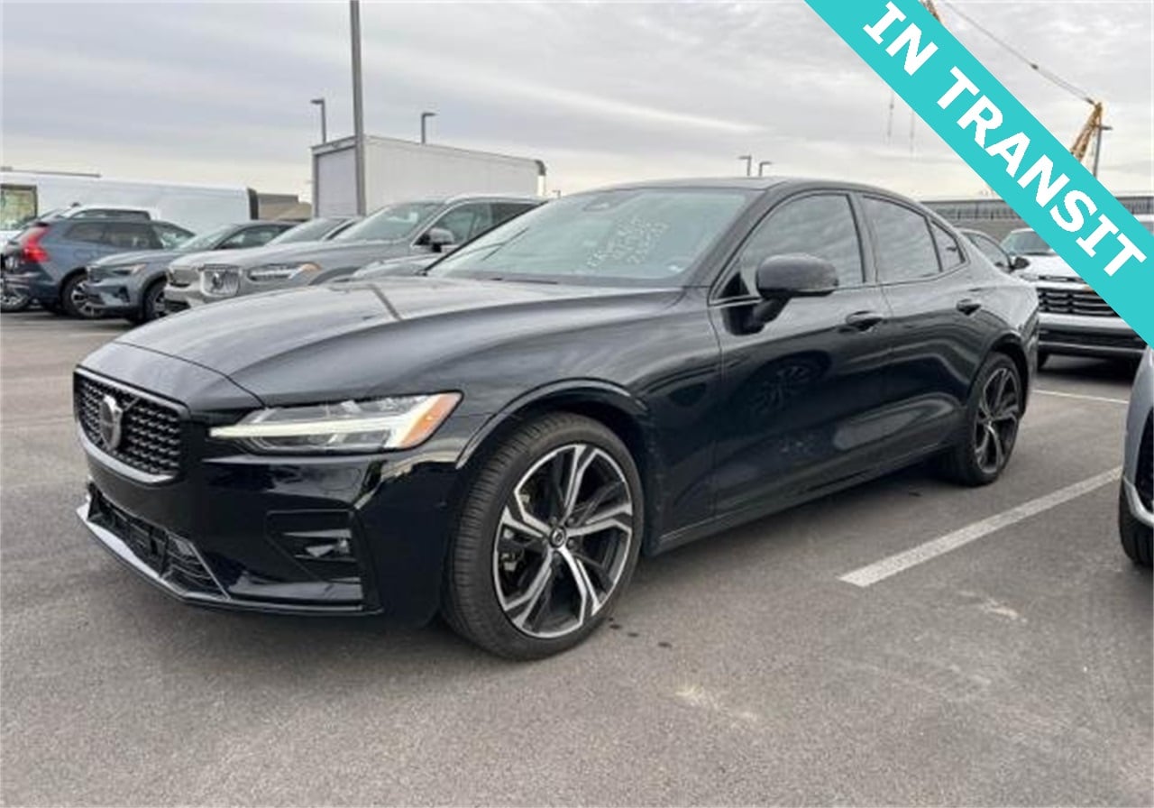 2023 Volvo S60 Core's photo