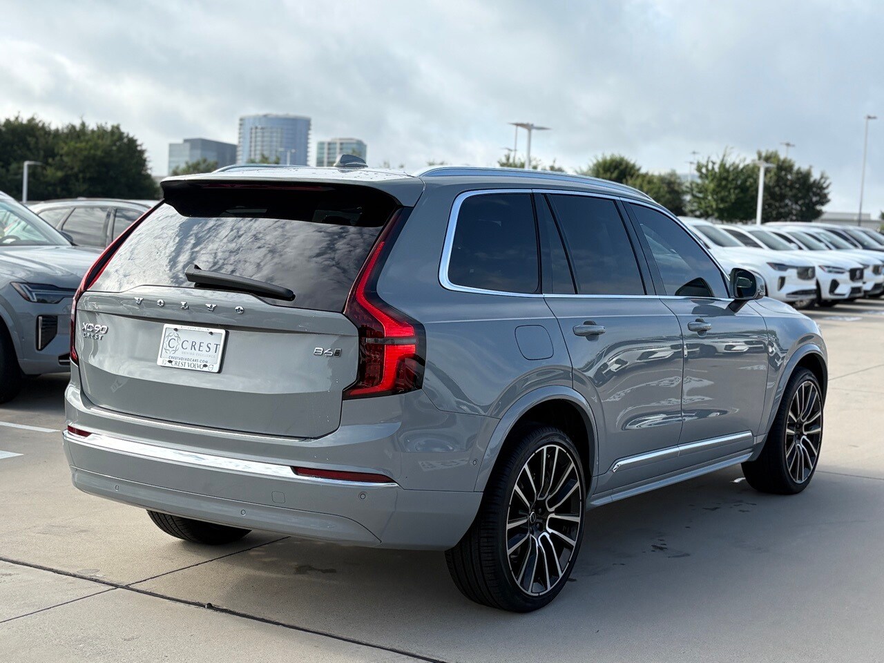 2026 Volvo XC90 photo 4