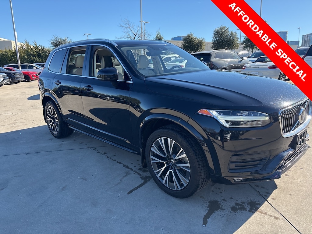 Used 2020 Volvo XC90 T6 Momentum SUV