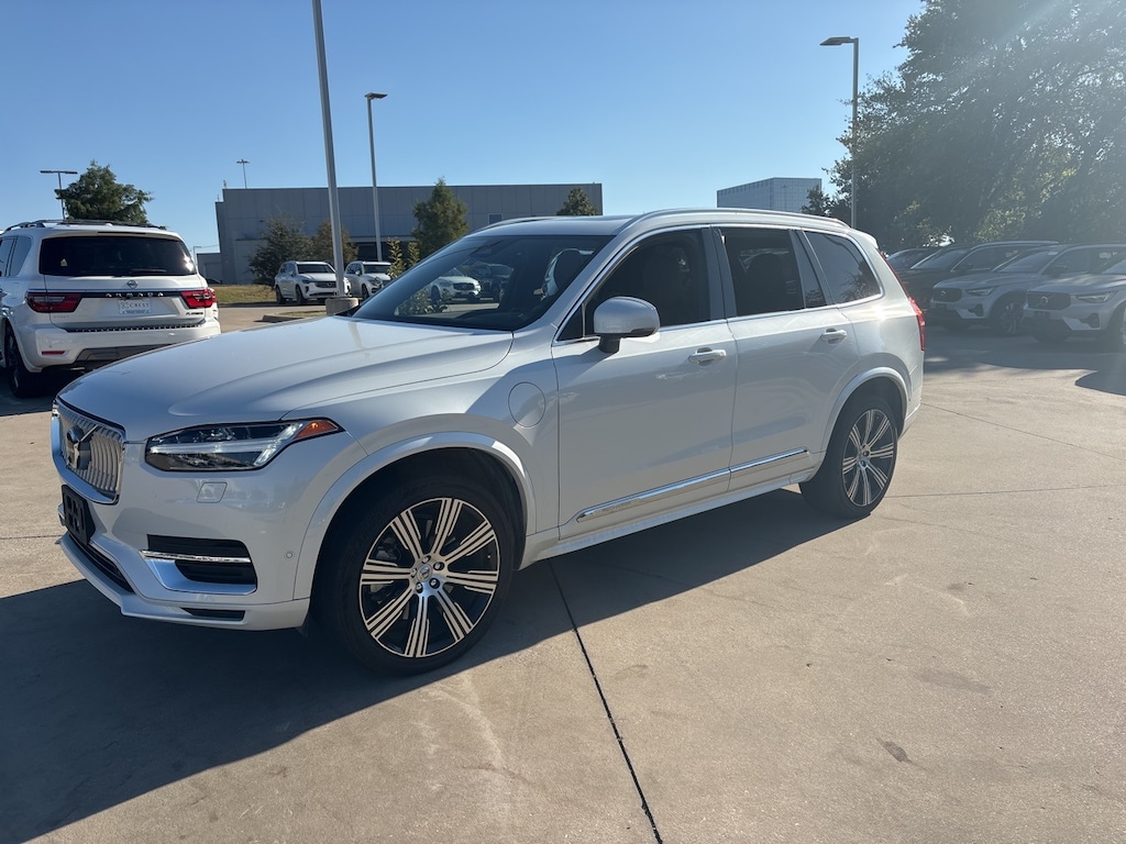 Certified 2023 Volvo XC90 Recharge Plug-In Hybrid T8 Plus Bright Theme 7 Passenger SUV