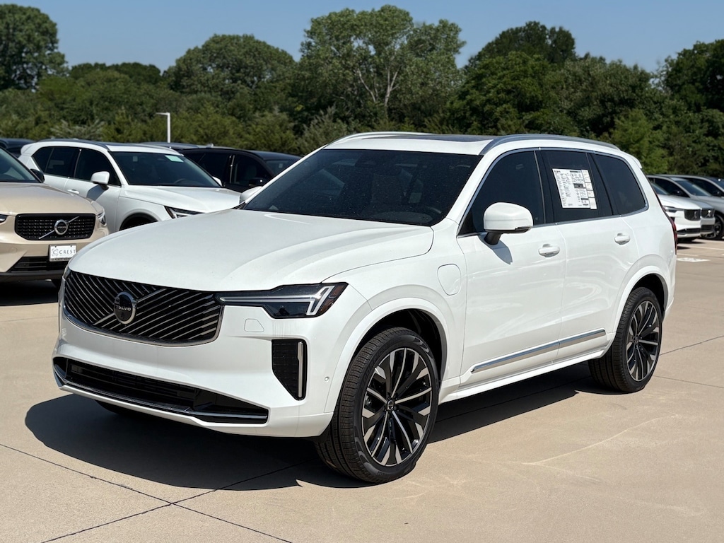 New 2025 Volvo XC90 plug-in hybrid T8 (2025.5) Plus 7-Seater SUV