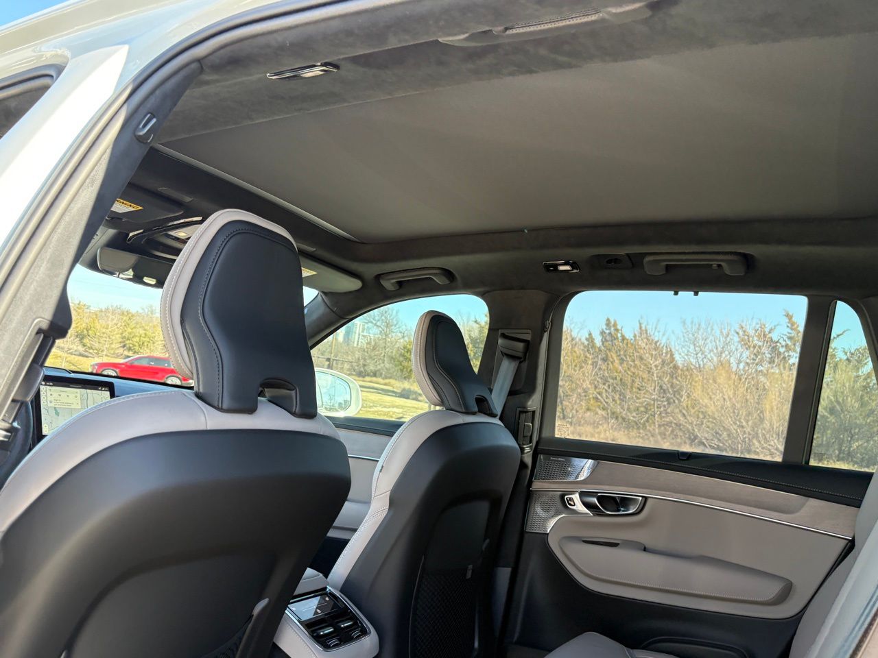 2026 Volvo XC90 Ultra - Photo 24
