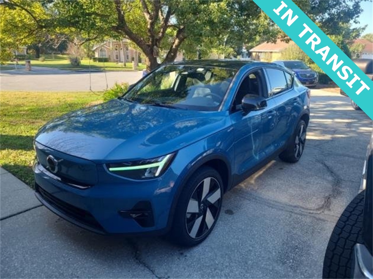 2023 Volvo C40 Plus
