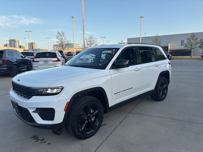 2023 Jeep Grand Cherokee Altitude SUV