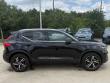 2025 Volvo XC40 B5 AWD SUV