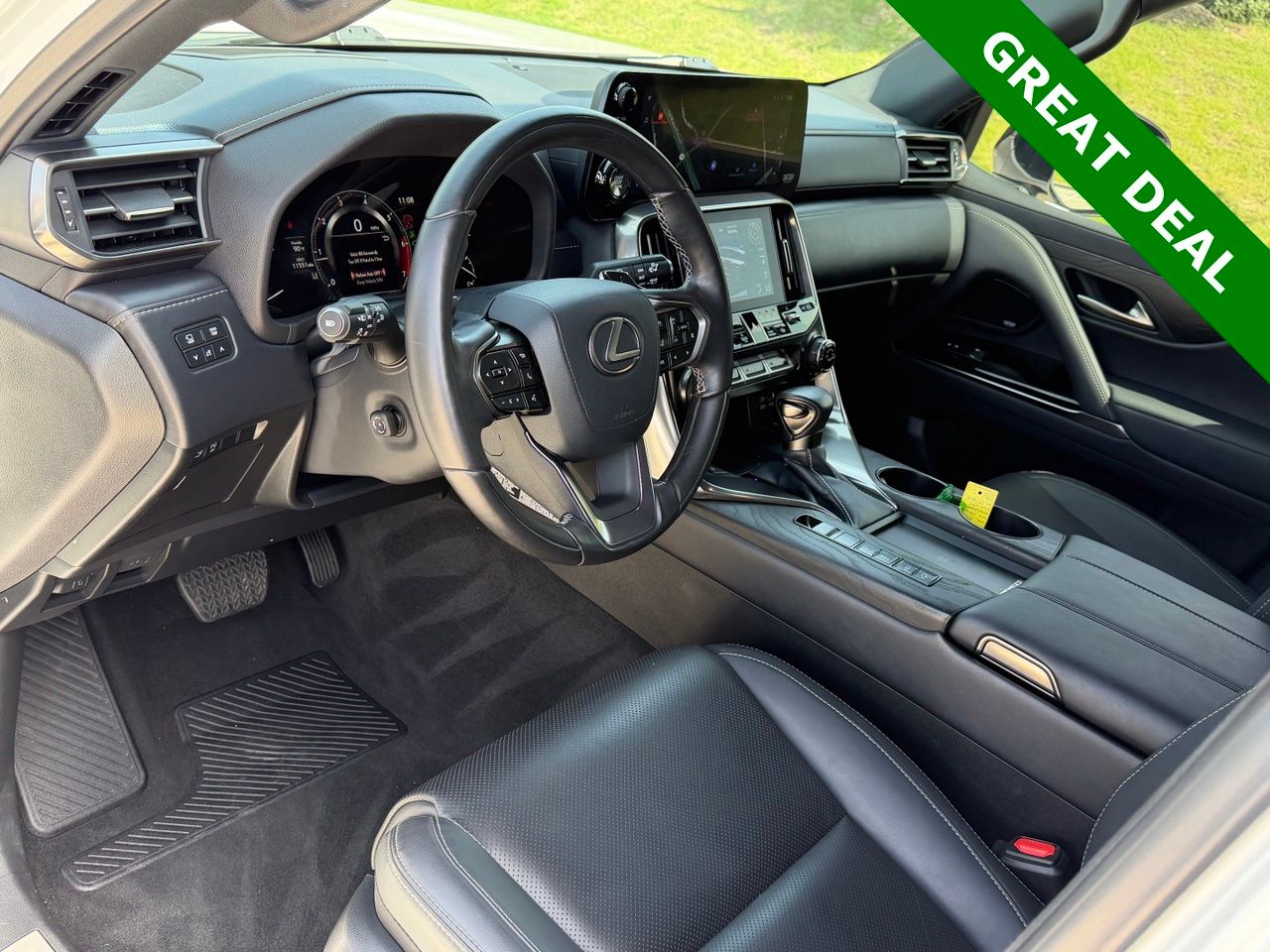 2024 Lexus LX Luxury - Photo 16