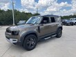 Land Rover Defender 110