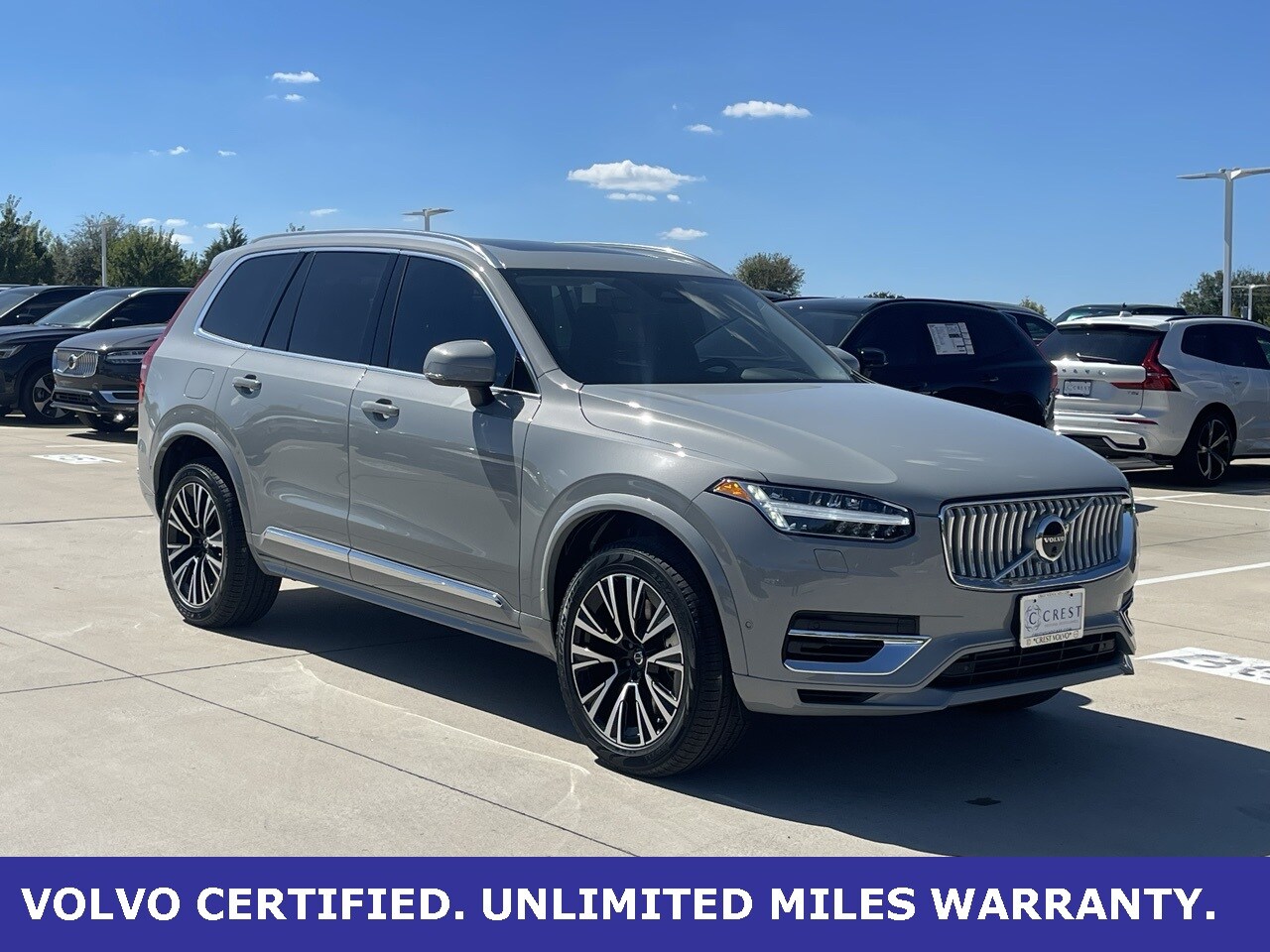 2025 Volvo XC90 T8 Plus photo 3