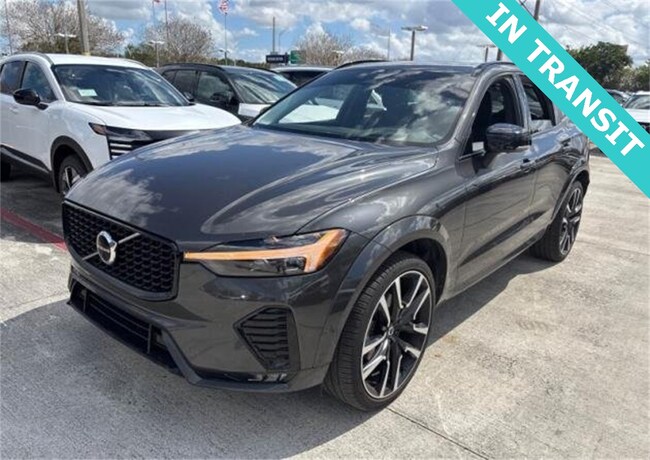 2024 Volvo XC60 B5 Ultimate Dark Theme SUV