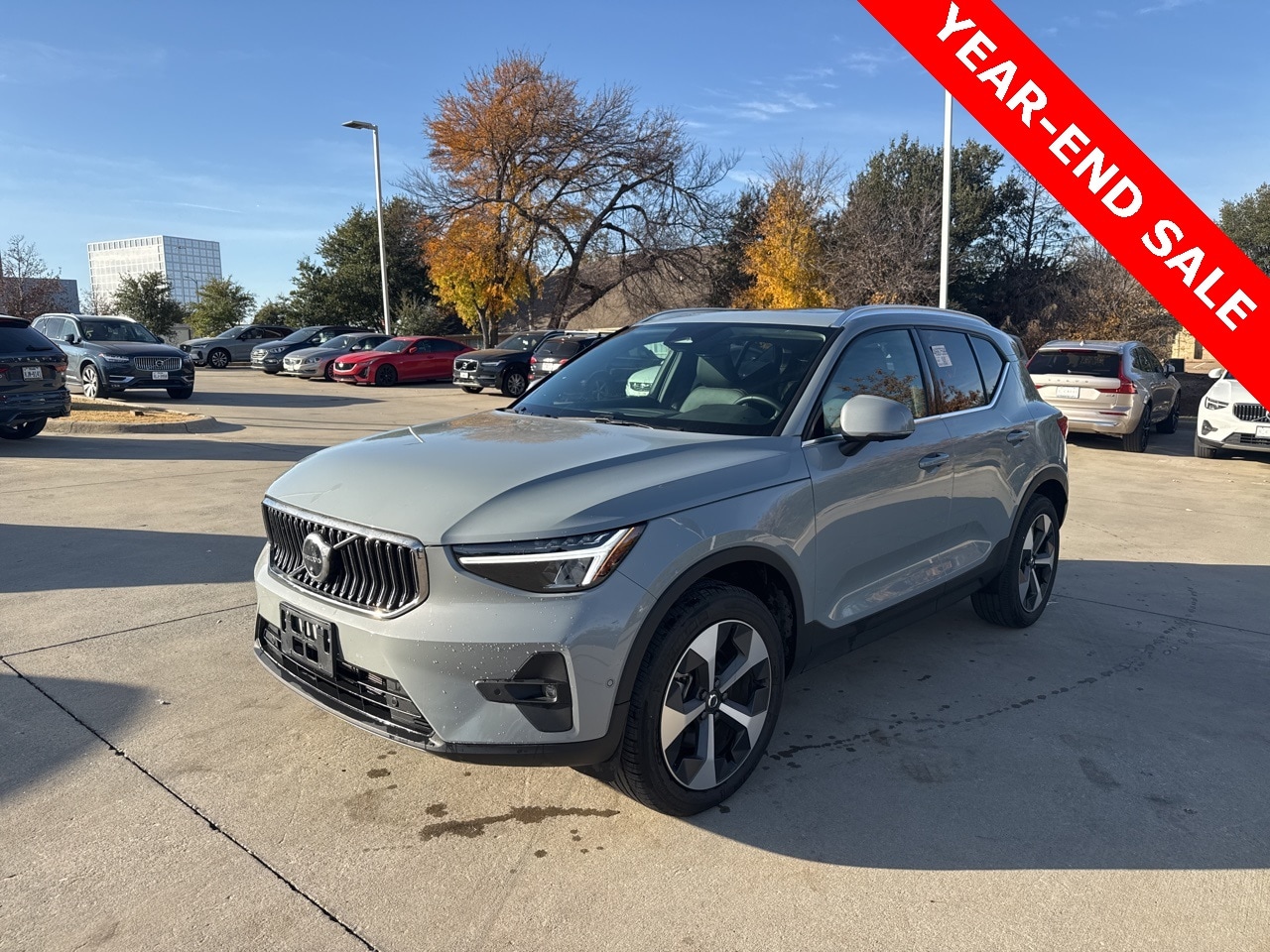 2025 Volvo XC40 Plus